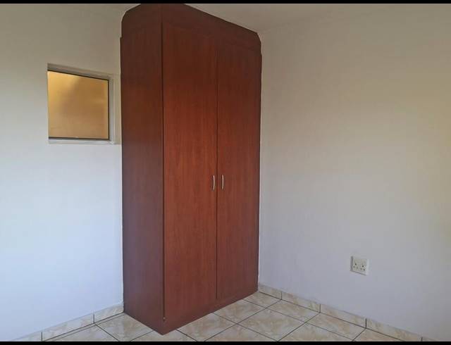 3 BEDROOM SIMPLEX FOR SALE IN ANERLEY